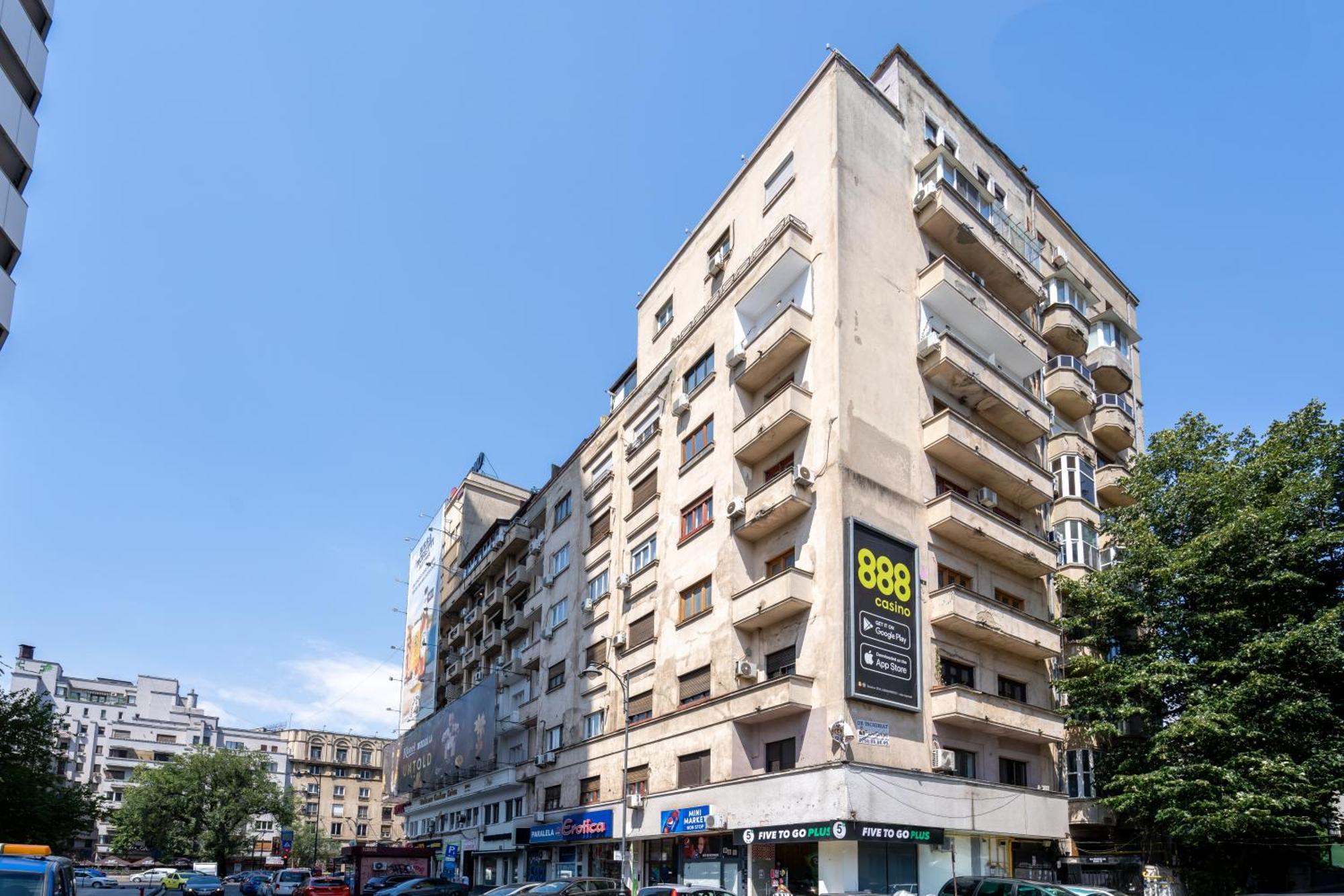 Downtown By Urbanesq Apartment Bucureşti Ngoại thất bức ảnh